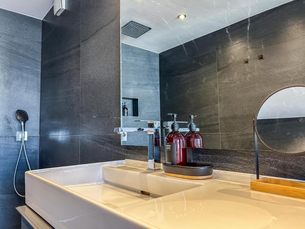 Design-Apartment - Bochum Zentrum - 2 Balkons - 118M2 - Netflix Luaran gambar